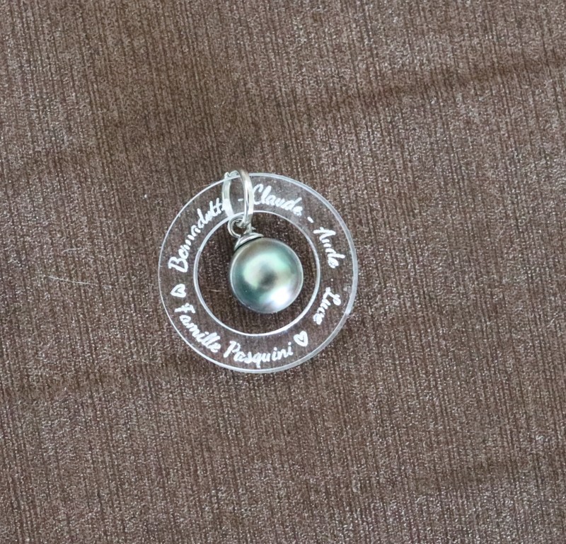 Pendentif message acrylique + perle